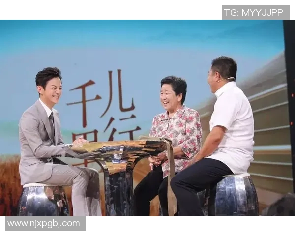 男足球明星与妻子甜蜜生活揭秘 向外界展示他们的幸福家庭故事 男足球明星与妻子甜蜜生活揭秘 向外界展示他们的幸福家庭故事