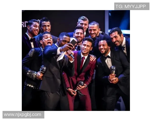 全球顶级男足球星风采：从梅西到C罗的巅峰之路与传奇故事