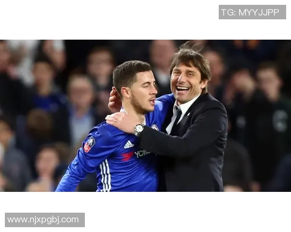 天下足球聚焦:当今足坛十大球星风采与传奇之路解析 天下足球聚焦:当今足坛十大球星风采与传奇之路解析