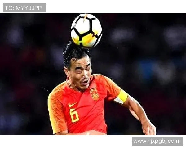 当足球球星走下神坛展现接地气一面引发球迷热议