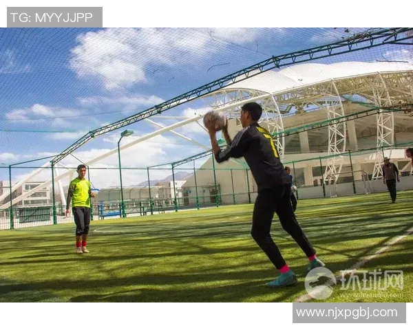 西藏足球崛起:探索西藏球员在国内外赛场的成长与突破之路 西藏足球崛起:探索西藏球员在国内外赛场的成长与突破之路